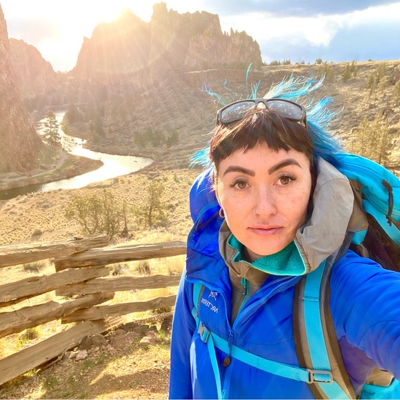 Meet your Posher, Christina - Picture 6 of 11